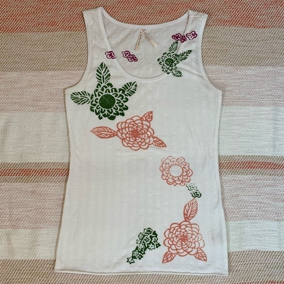 Free People Floral Tank Top Medium White Base Green And Coral Printed Floral - Picture 1 of 6